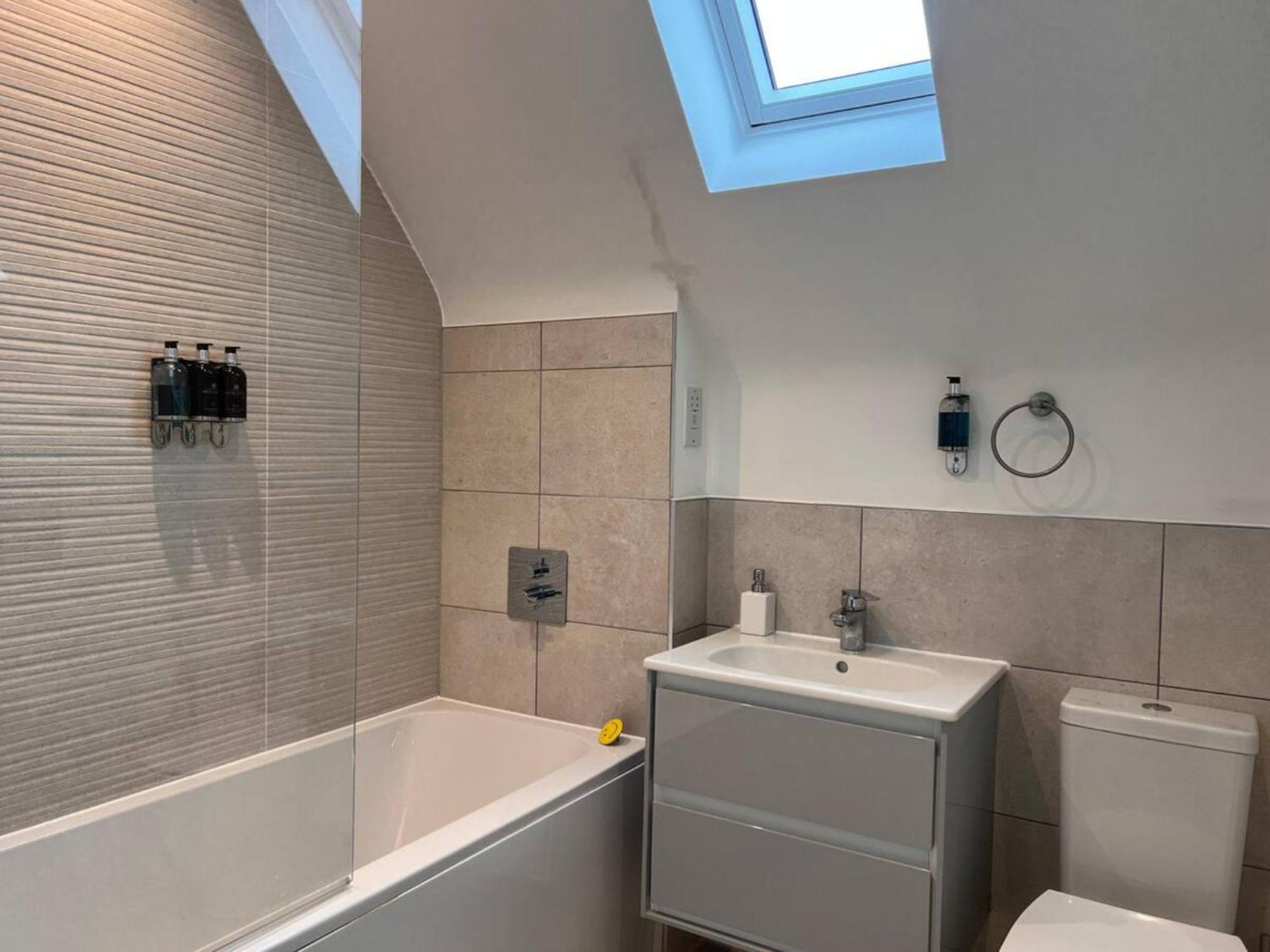 Pass The Keys Bright Spacious Chilterns Hideaway Saunderton